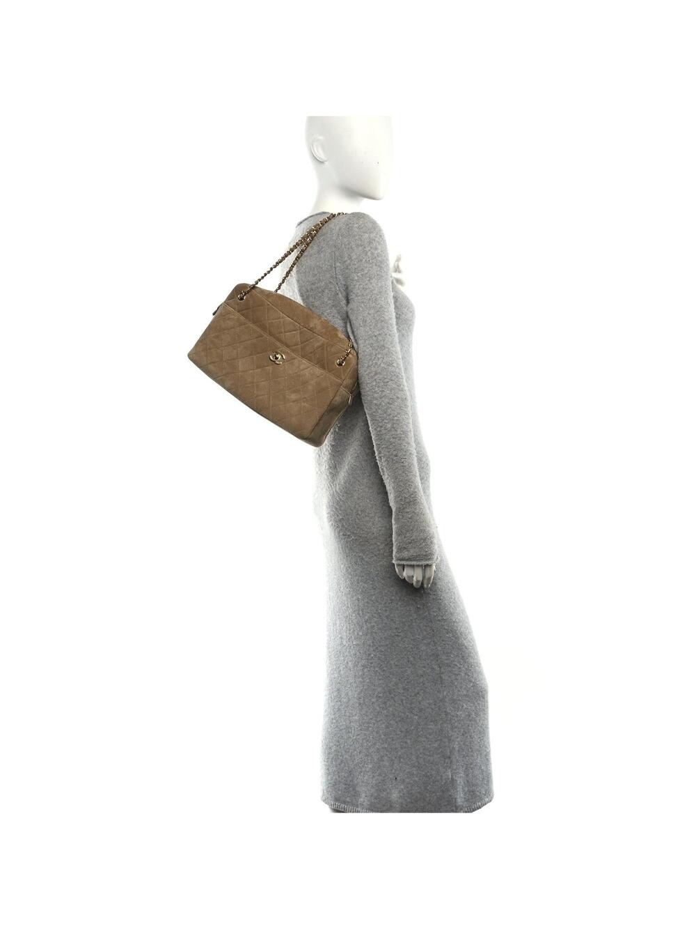 Chanel Suede Calfskin Quilted #295108C85B - Picture 3 of 11